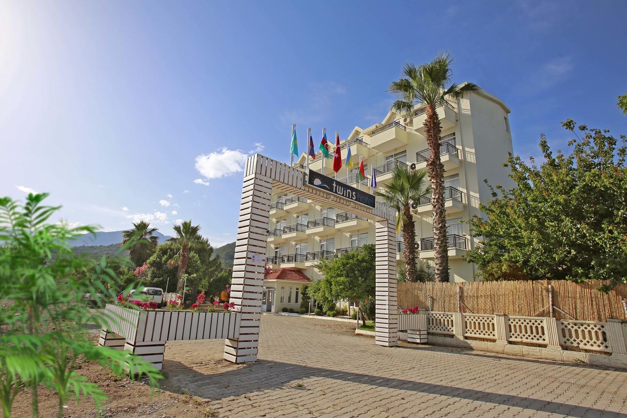 Twins Hotel Kiris ภายนอก รูปภาพ